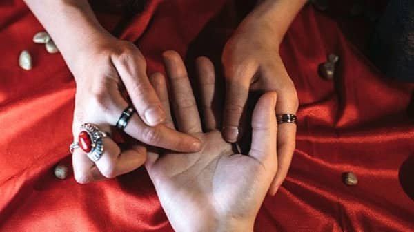 Is Palmistry Consultation Business Legal in India?